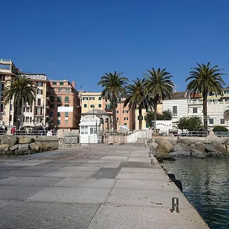 Apartmán In The Historic Center, 80 M From The Sea
