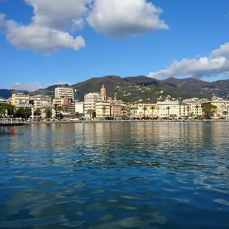 Apartmán In The Historic Center, 80 M From The Sea *