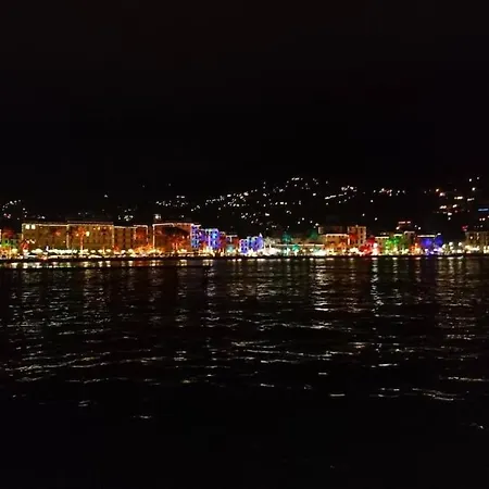 In The Historic Center, 80 M From The Sea *