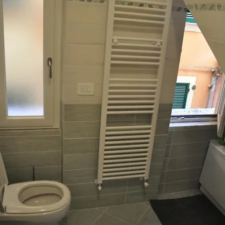 Bilocale Nel Centro Storico Daire